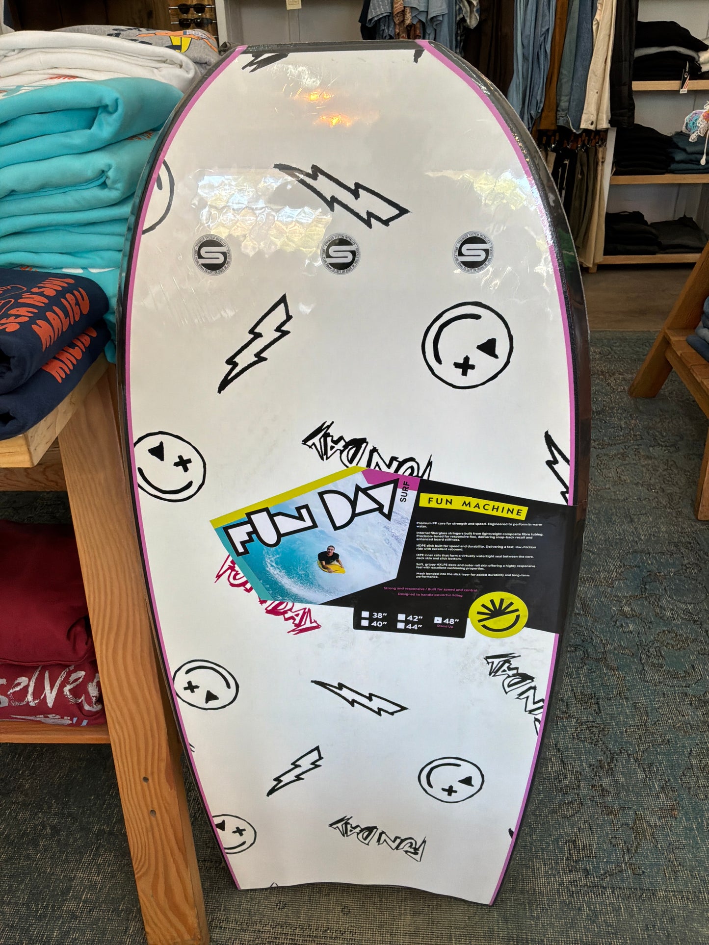 Da Fun Machine Stand up $8”