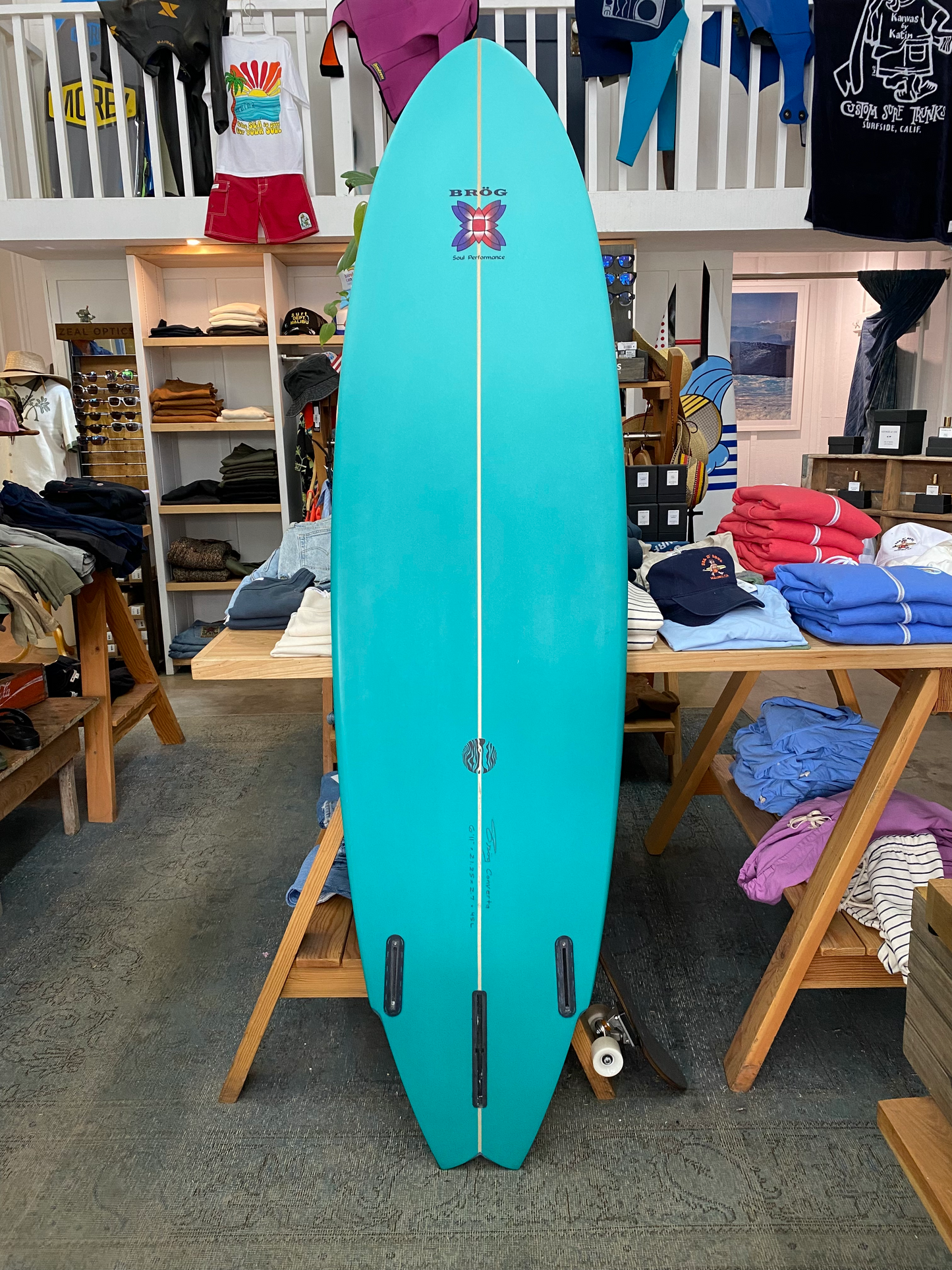 Brög 6'11 Midlength Surfboard