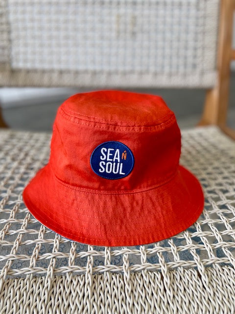Reversible Retro Bucket Hat red/grey