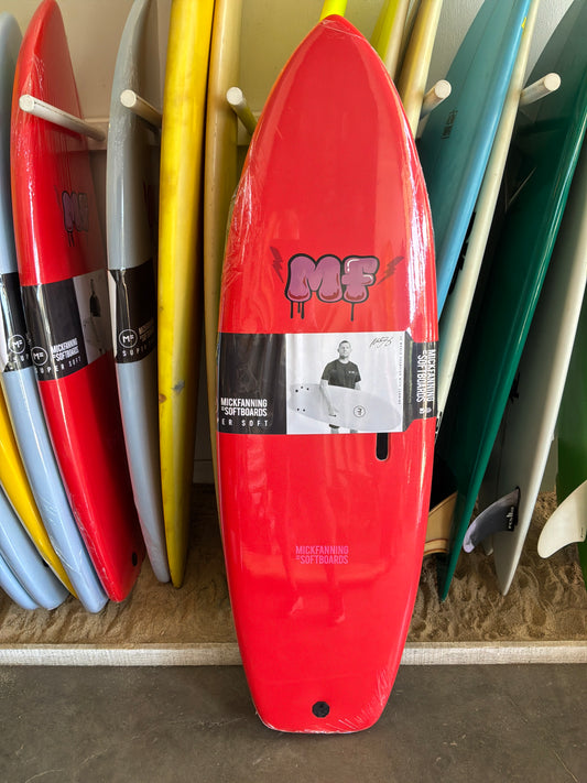 UNICORN SUPER SOFT - RED FUTURES 5’4” x 19 1/4” x 2 1/4” (27L)
