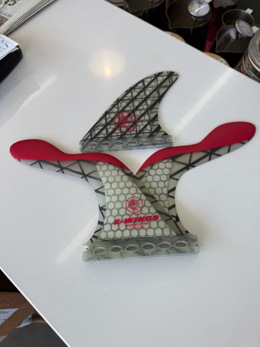 Pro 440 Red TriFin Set