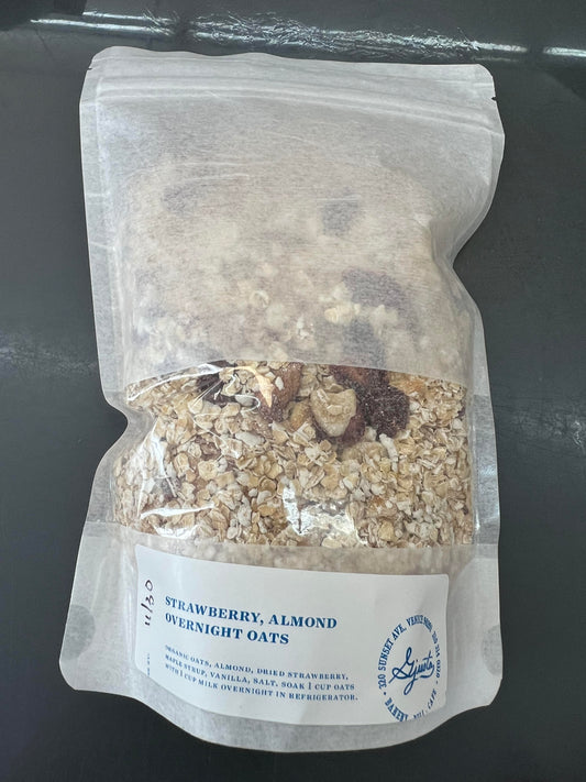 Overnight Oats - Strawberry, Almond