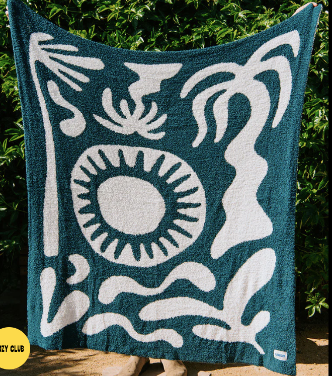 SUNDREAM Paradise Plush throw Pacific blue